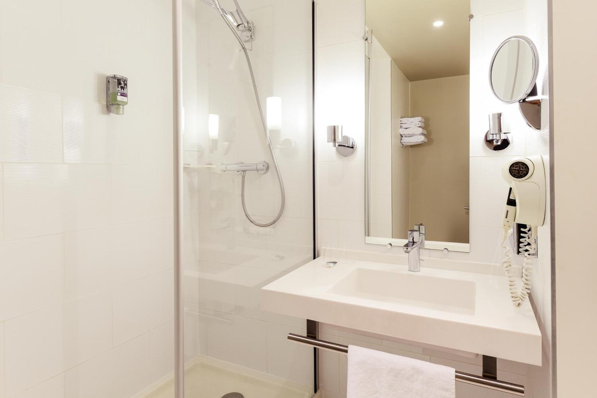 Hotel Mercure Lyon Centre Lumiere Экстерьер фото