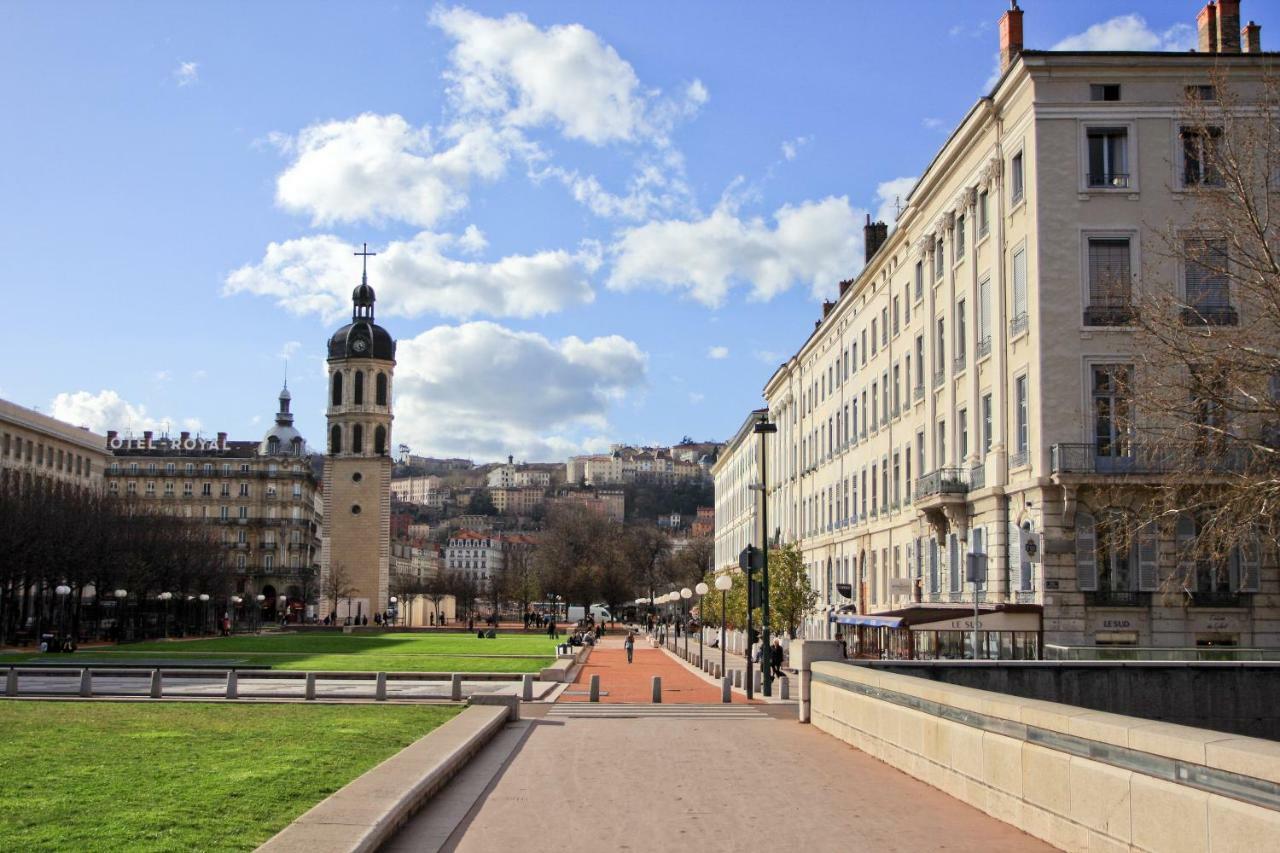 Hotel Mercure Lyon Centre Lumiere Экстерьер фото